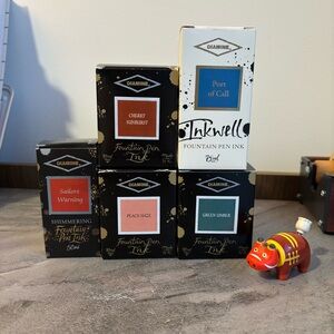 Diamine fountain pen Ink Lot
